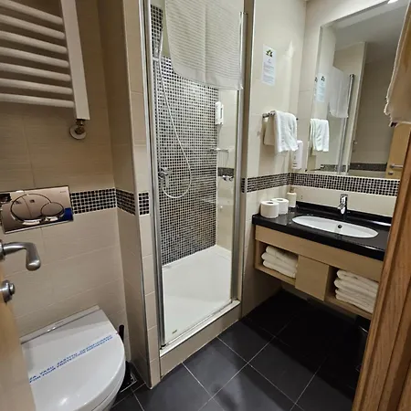 Zvecan 307 Apartamento